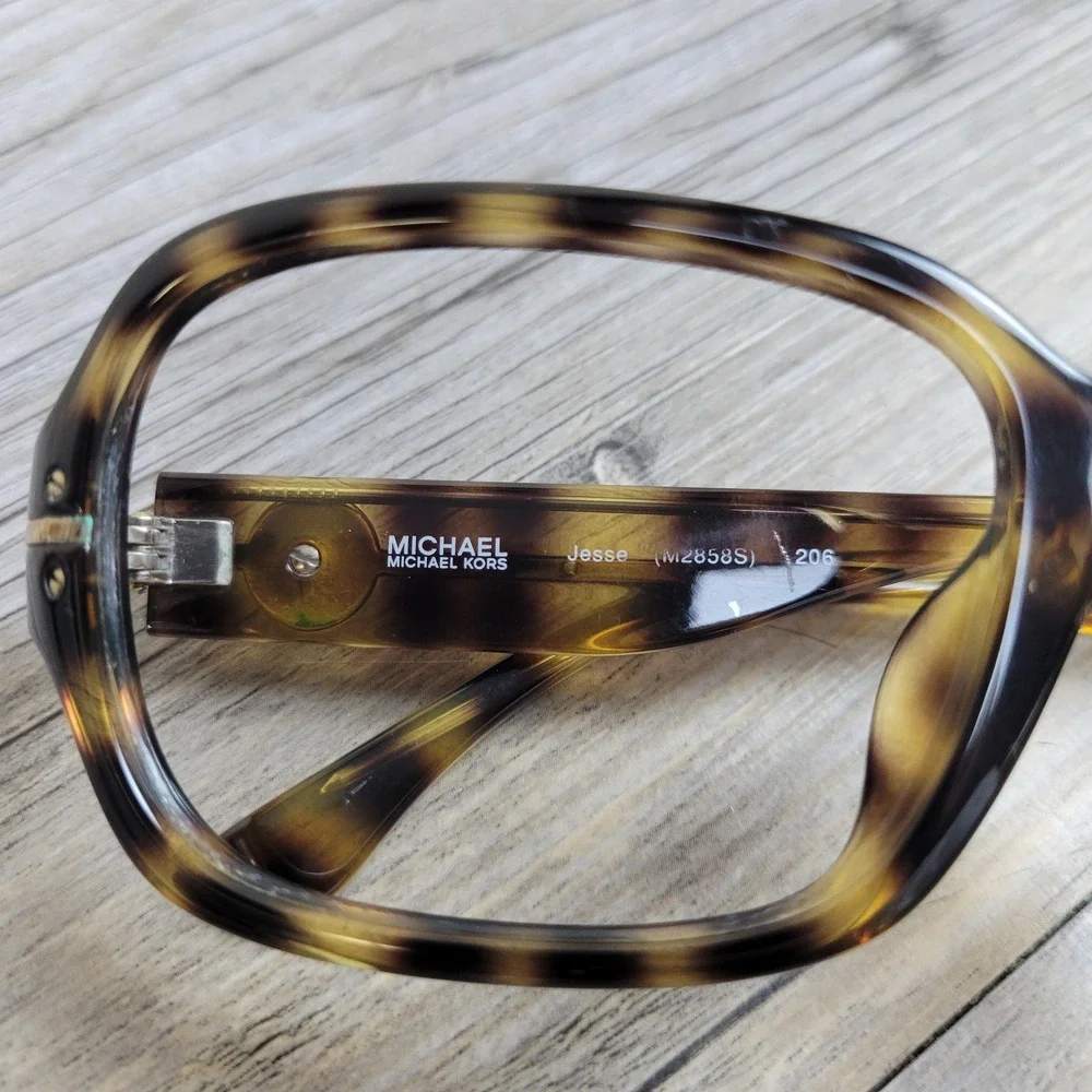 Michael Kors pre owned